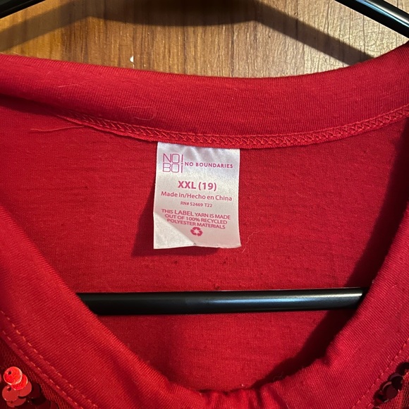 Red Sparkly Tank (Bin 1) - Picture 2 of 3